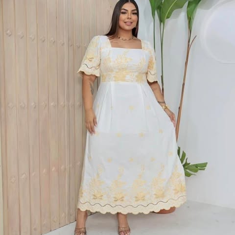 VESTIDO BORDADO - PLUS SIZE - VISCOLINHO 3D - C�D:10013909