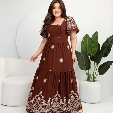 VESTIDO VISCOMIDA  BORDADO - MARROM  MEDITERR�NEO C�D:11014902 - TAMANHO �NICO