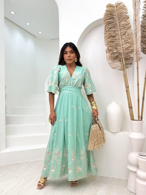 VESTIDO VISCOLINHO BORDADO EM LESI� 3D - C�D:101010404 - TAMANHO �NICO