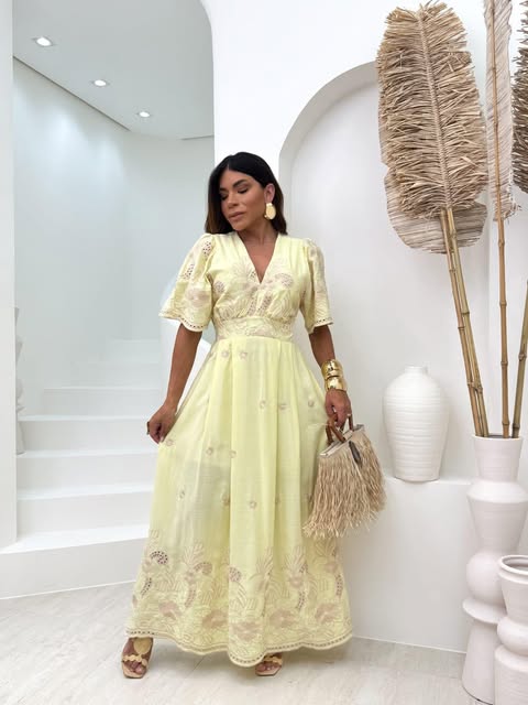 VESTIDO VISCOLINHO BORDADO EM LESI� 3D - C�D:101010405 - TAMANHO �NICO