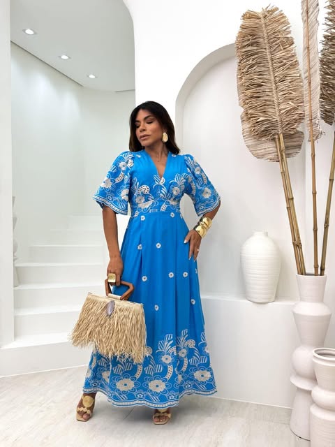 VESTIDO VISCOLINHO BORDADO EM LESI� 3D - C�D:101010407 - TAMANHO �NICO