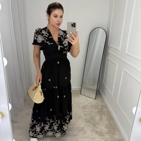 VESTIDO VISCOMIDA BORDADO - DECOTE  'V' - C�D:10013975 - TAMANHO �NICO